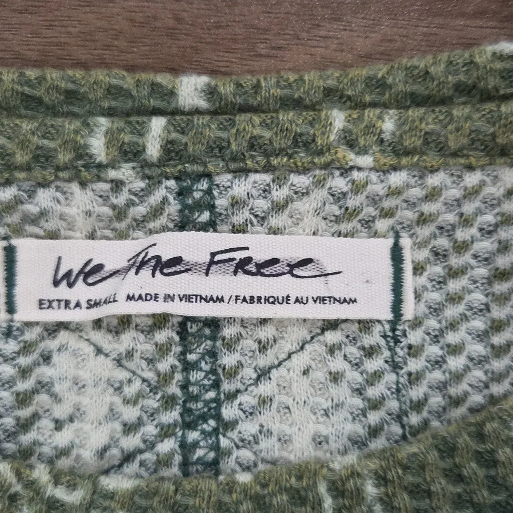 We The Free Pretty Little Thermal Waffle Top Pine combo green Size XS